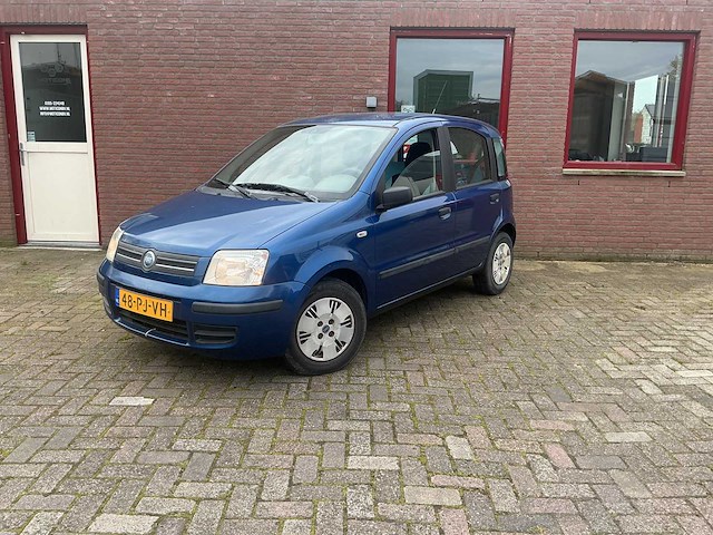 Fiat - 2004 - panda - 1.2 dynamic - personenauto - afbeelding 1 van  9