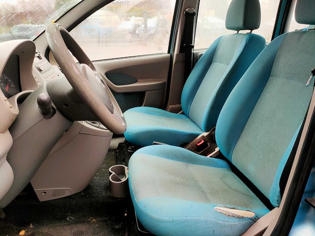 Fiat - 2004 - panda - 1.2 emotion - 15-nt-rl - afbeelding 5 van  13