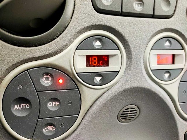 Fiat - 2004 - panda - 1.2 emotion - 15-nt-rl - afbeelding 12 van  13