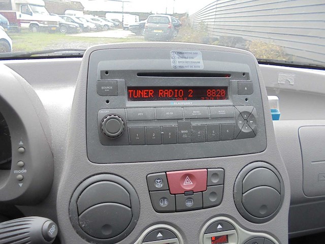 Fiat - 2004 - panda - 1.2 emotion - 30-pt-fl - afbeelding 4 van  14