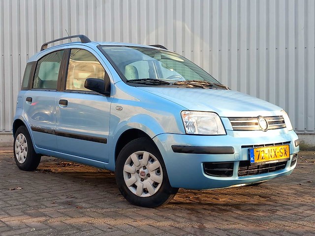 Fiat - 2004 - panda - 1.2 emotion - personenauto - afbeelding 1 van  15