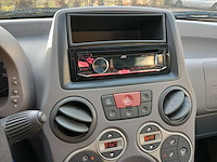 Fiat - 2004 - panda - 1.2 emotion - personenauto - afbeelding 15 van  15