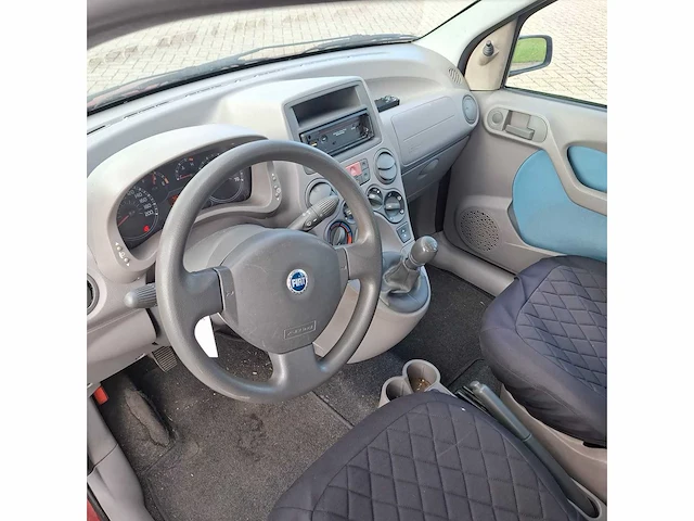 Fiat - 2005 - panda - 1.2 dynamic - 01-pz-bp - afbeelding 3 van  12