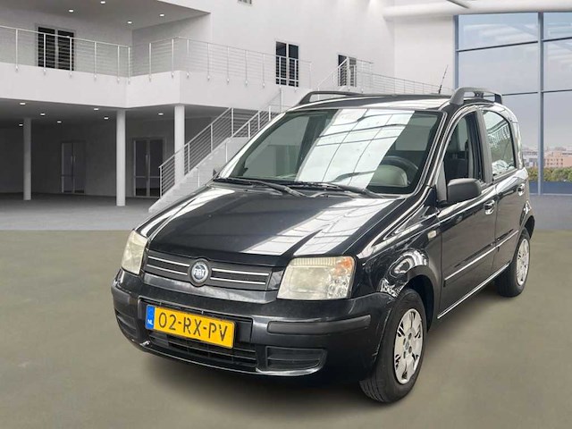 Fiat - 2005 - panda - 1.2 navigator - personenauto - afbeelding 1 van  14