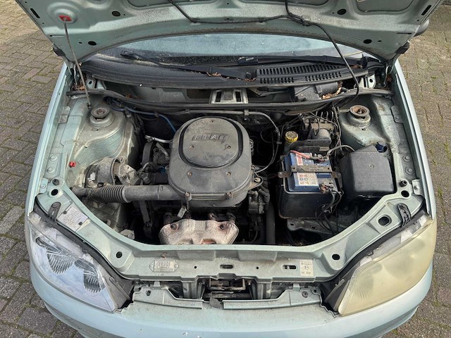 Fiat - 2005 - punto - 1.2 navigator - personenauto - afbeelding 7 van  8