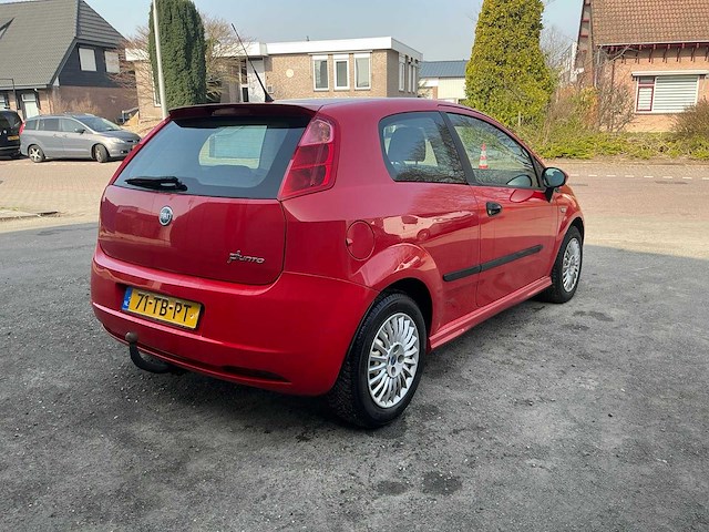 Fiat - 2006 - grande punto - 1.2 edizione cool - personenauto (71-tb-pt) - afbeelding 9 van  14