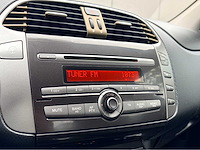 Fiat - 2007 - bravo - 1.4 dynamic - personenauto - afbeelding 5 van  15