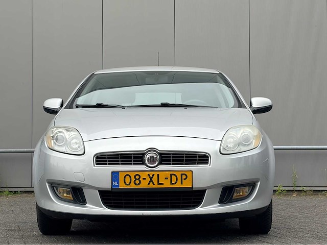 Fiat - 2007 - bravo - 1.4 dynamic - personenauto - afbeelding 8 van  15