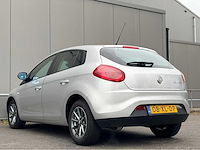 Fiat - 2007 - bravo - 1.4 dynamic - personenauto - afbeelding 12 van  15