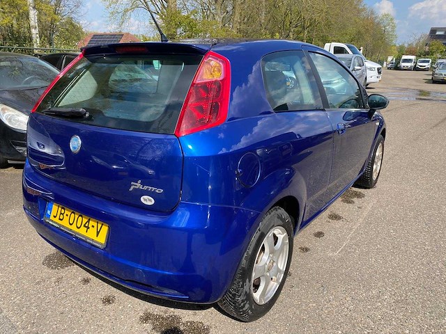 Fiat - 2007 - grande punto - 1.4 dynamic - jb-004-v - afbeelding 12 van  16