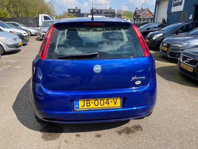 Fiat - 2007 - grande punto - 1.4 dynamic - jb-004-v - afbeelding 19 van  21