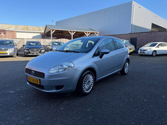 Fiat - 2007 - grande punto - 1.4 dynamic automaat - personenauto - afbeelding 1 van  10