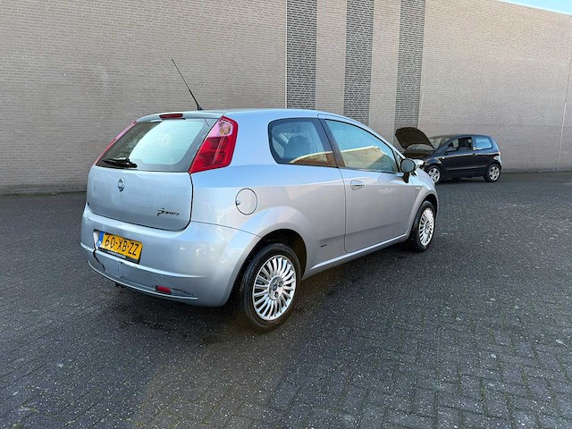 Fiat - 2007 - grande punto - 1.4 dynamic automaat - personenauto - afbeelding 5 van  10
