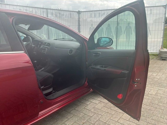 Fiat - 2008 - bravo - 2.0 m-jet sport plus - personenauto - afbeelding 3 van  23