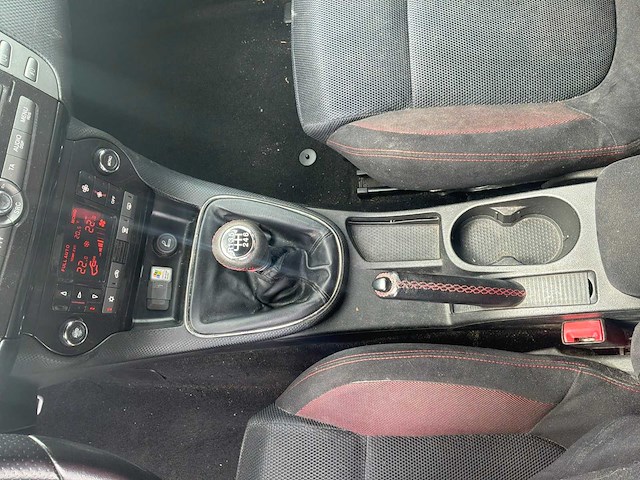 Fiat - 2008 - bravo - 2.0 m-jet sport plus - personenauto - afbeelding 9 van  23