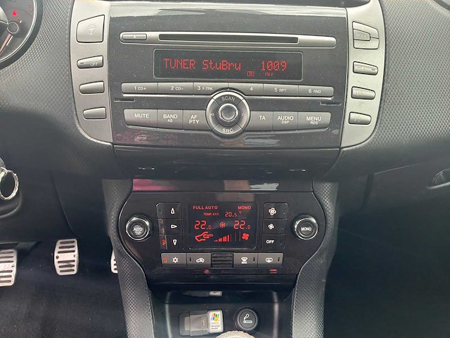Fiat - 2008 - bravo - 2.0 m-jet sport plus - personenauto - afbeelding 11 van  23