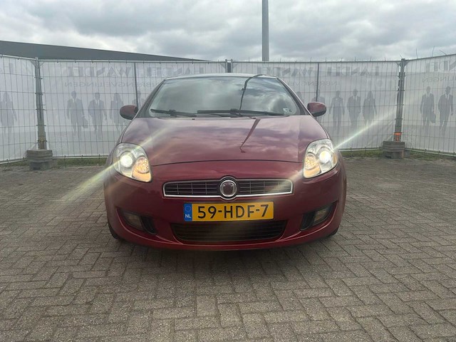 Fiat - 2008 - bravo - 2.0 m-jet sport plus - personenauto - afbeelding 17 van  23