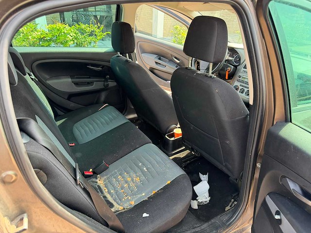 Fiat - 2009 - grande punto - 1.4 active - jkh-06-z - afbeelding 8 van  19
