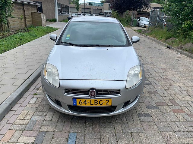 Fiat - 2010 - bravo - 1.4 t-jet ed. sport - 64-lbg-2 - afbeelding 19 van  20