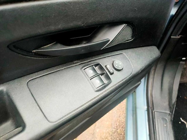 Fiat - 2010 - grande punto - 1.2 actual -42-ljv-5 - afbeelding 4 van  13