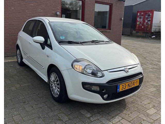 Fiat - 2010 - punto evo - 1.3 m-jet dynamic - personenauto - afbeelding 4 van  9
