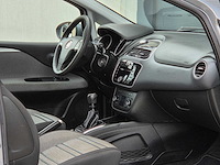 Fiat - 2011 - punto evo - 1.4-16v m-air dyn. - 76-rhz-6 - personenauto - 63400 km - afbeelding 13 van  22