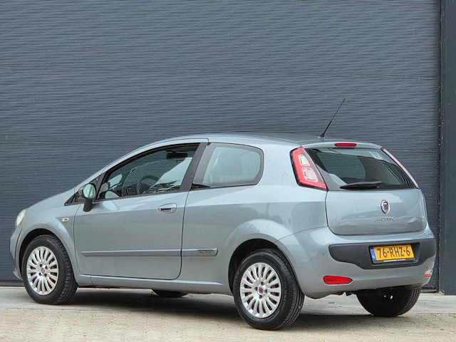 Fiat - 2011 - punto evo - 1.4-16v m-air dyn. - 76-rhz-6 - personenauto - 63400 km - afbeelding 21 van  26