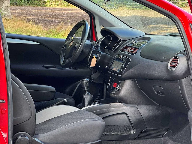 Fiat - 2012 - punto evo - 0.9 twinair pop - 06-tsz-4 - afbeelding 9 van  17