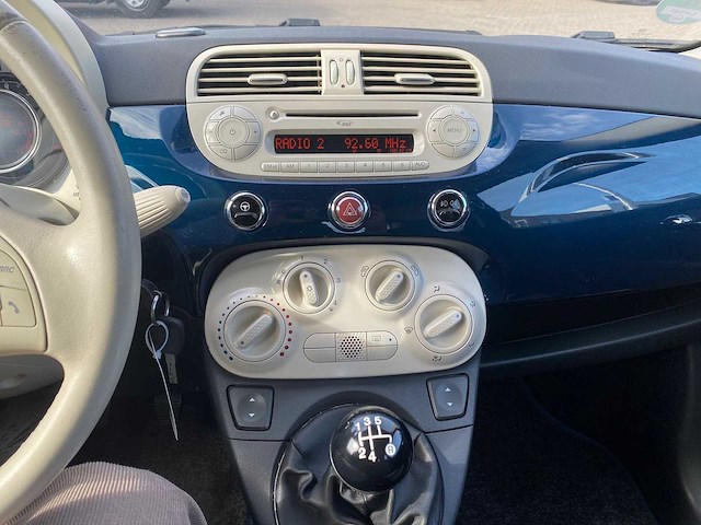 Fiat - 2013 - 500 cabrio - 1.2 rock - personenauto - afbeelding 4 van  17