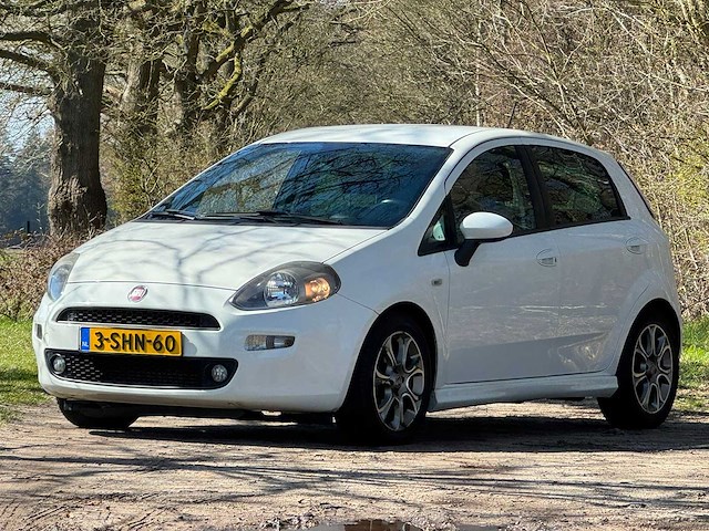 Fiat - 2013 - punto evo - 0.9 twinair lounge - 3-shn-60 - afbeelding 1 van  26