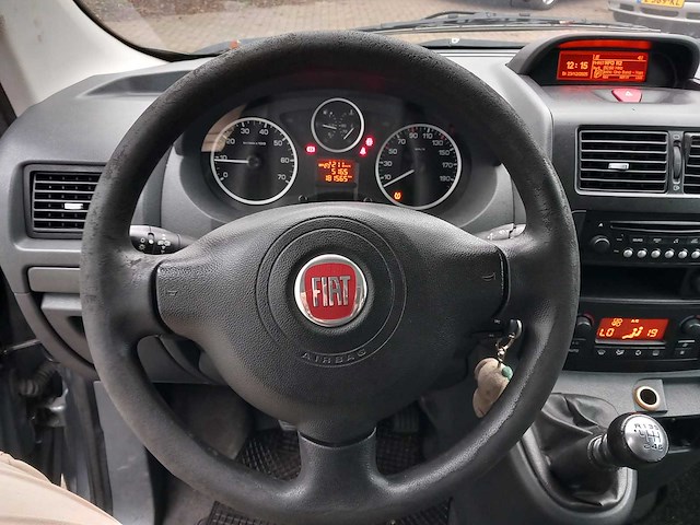 Fiat - 2015 - scudo panorama - 10 2.0 mj kh1 fam. - personenauto - afbeelding 15 van  16