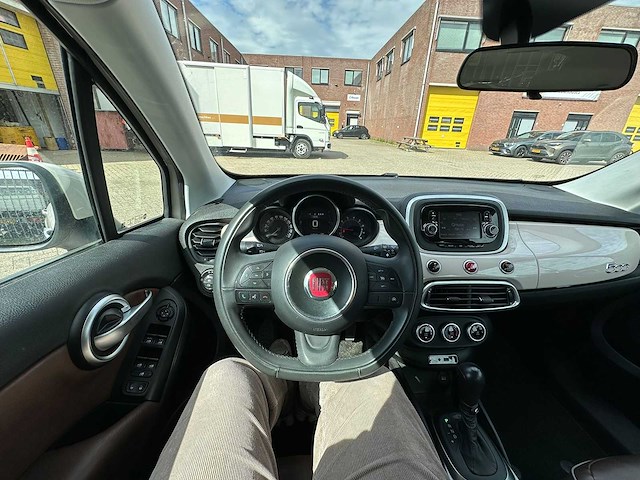 Fiat - 2016 - 500 x - automaat - 1.4 t m-air popstar - personenauto - afbeelding 2 van  8