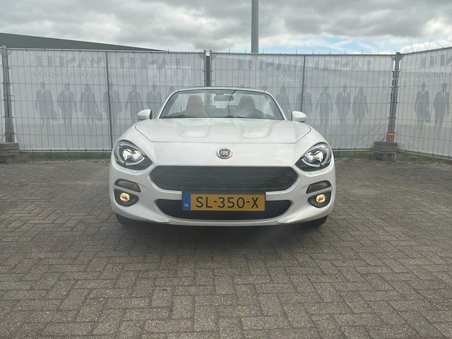Fiat - 2018 - 124 spider - 1.4 m-air t lusso - personenauto - afbeelding 12 van  32
