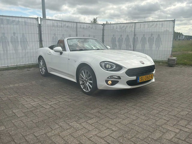 Fiat - 2018 - 124 spider - 1.4 m-air t lusso - personenauto - afbeelding 23 van  32