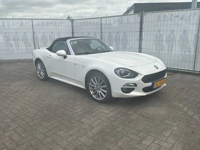 Fiat - 2018 - 124 spider - 1.4 m-air t lusso - personenauto - afbeelding 31 van  32
