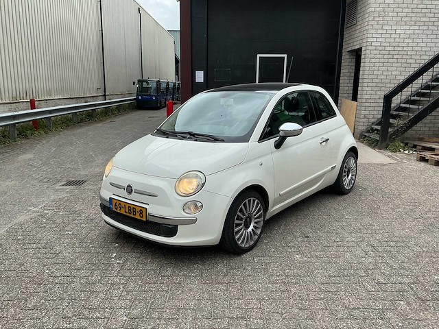 Fiat - 500 - 1.2 lounge - car - 2010 - afbeelding 1 van  19