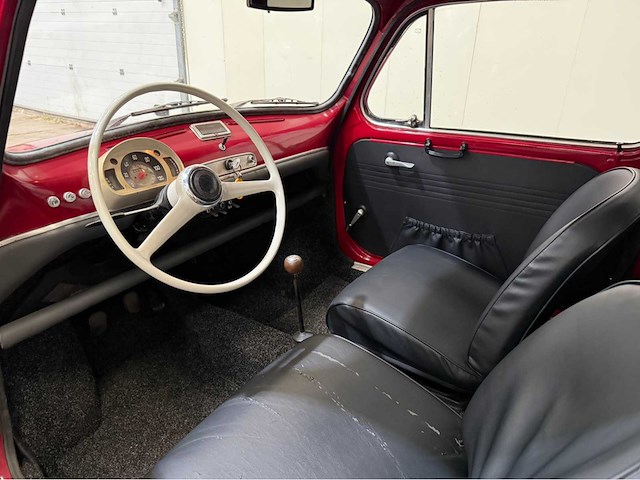 Fiat - 600 l - oldtimer - 1972 - afbeelding 1 van  13