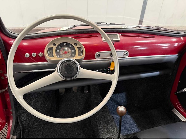 Fiat - 600 l - oldtimer - 1972 - afbeelding 2 van  13
