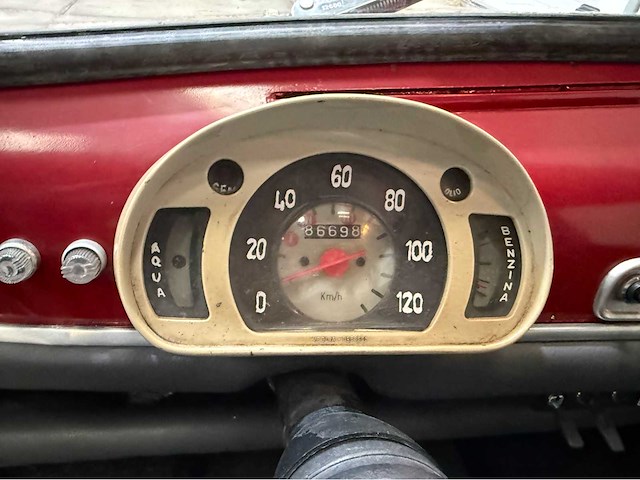 Fiat - 600 l - oldtimer - 1972 - afbeelding 4 van  13