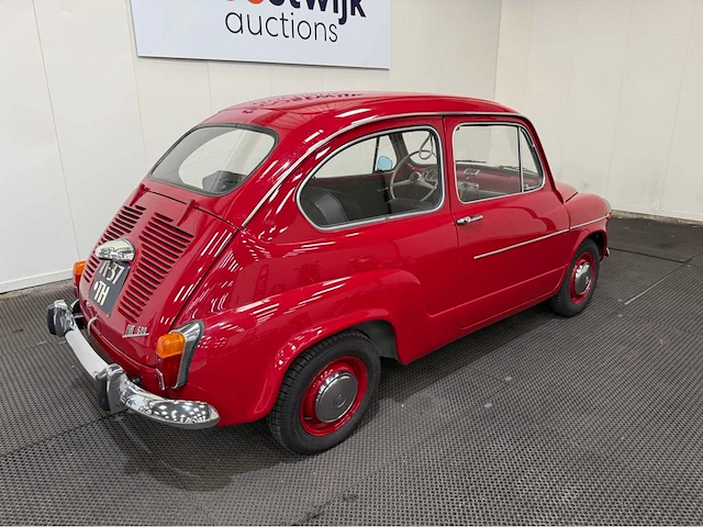 Fiat - 600 l - oldtimer - 1972 - afbeelding 27 van  29