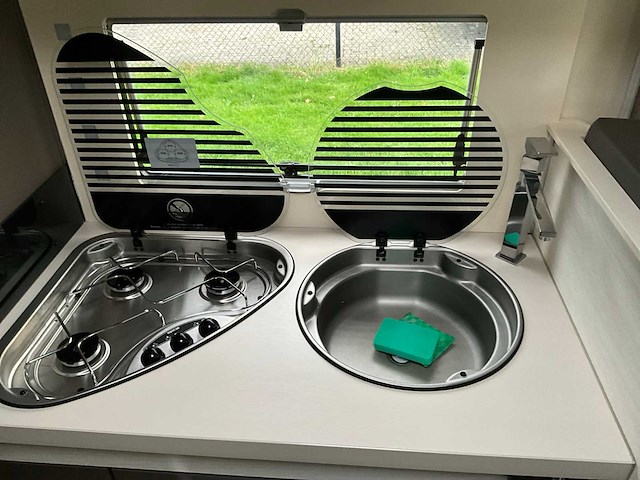 Fiat - chausson - 610 - camper - 2016 - afbeelding 4 van  46