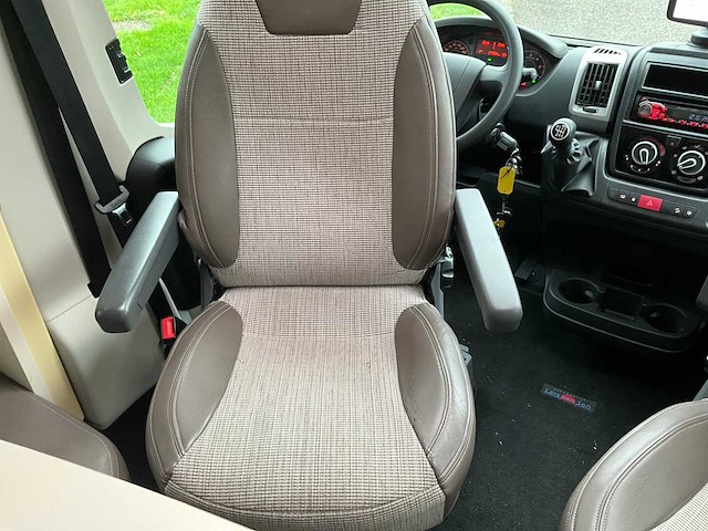 Fiat - chausson - 610 - camper - 2016 - afbeelding 8 van  46