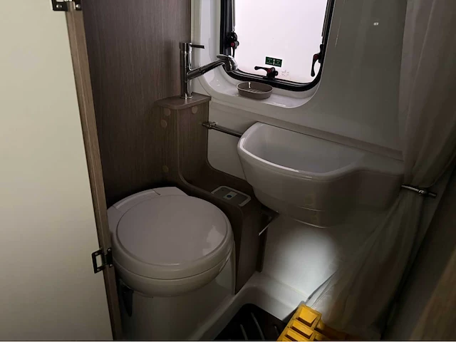 Fiat - chausson - twist v697 / twist elegance - v697 - bus camper - 2018 - afbeelding 30 van  63