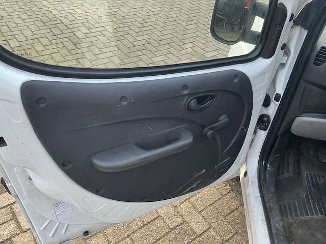 Fiat - doblò - 1.3 mj - 08-vrr-7 - afbeelding 12 van  21
