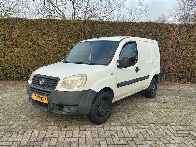 Fiat - doblò - 1.3 mj - 08-vrr-7 - afbeelding 16 van  21