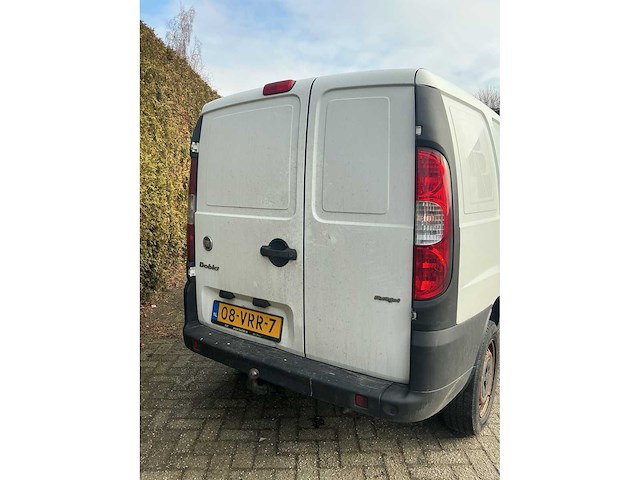 Fiat - doblò - 1.3 mj - 08-vrr-7 - afbeelding 19 van  21