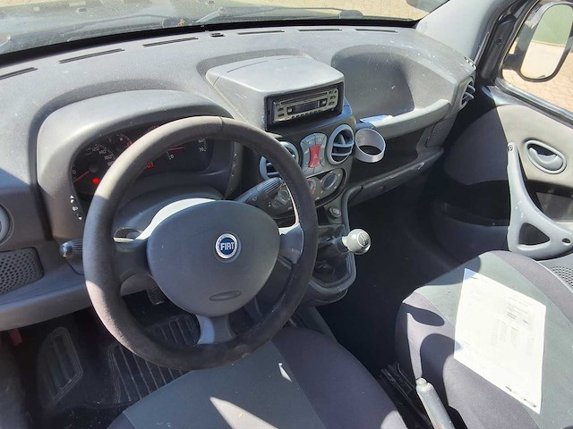 Fiat - doblo - bedrijfswagen - afbeelding 5 van  17