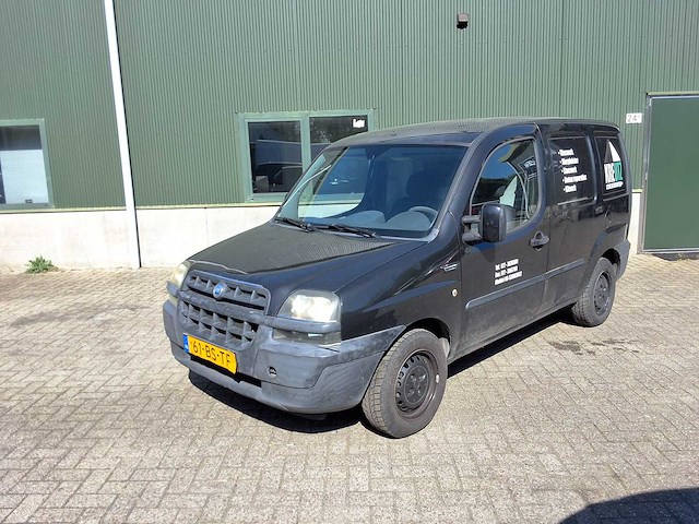 Fiat - doblo - bedrijfswagen - afbeelding 1 van  17