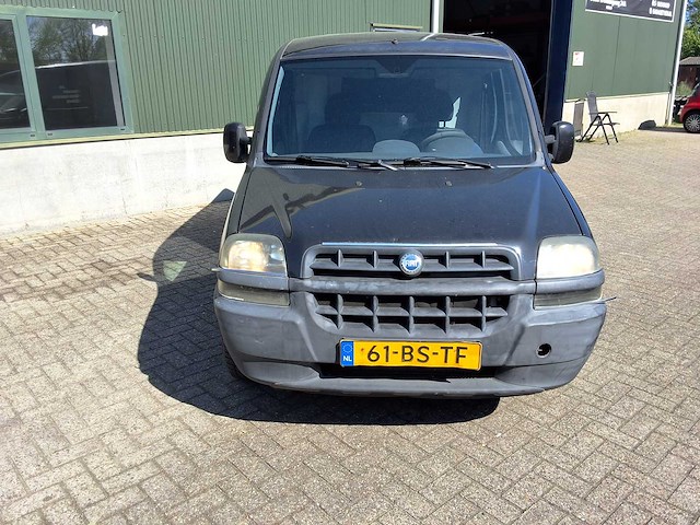 Fiat - doblo - bedrijfswagen - afbeelding 10 van  17