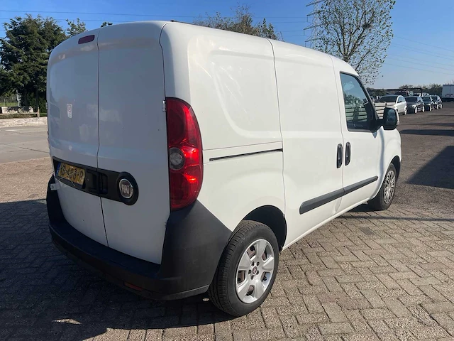Fiat - doblò cargo - 1.3 m-jet sx - vb-486-p - afbeelding 14 van  19
